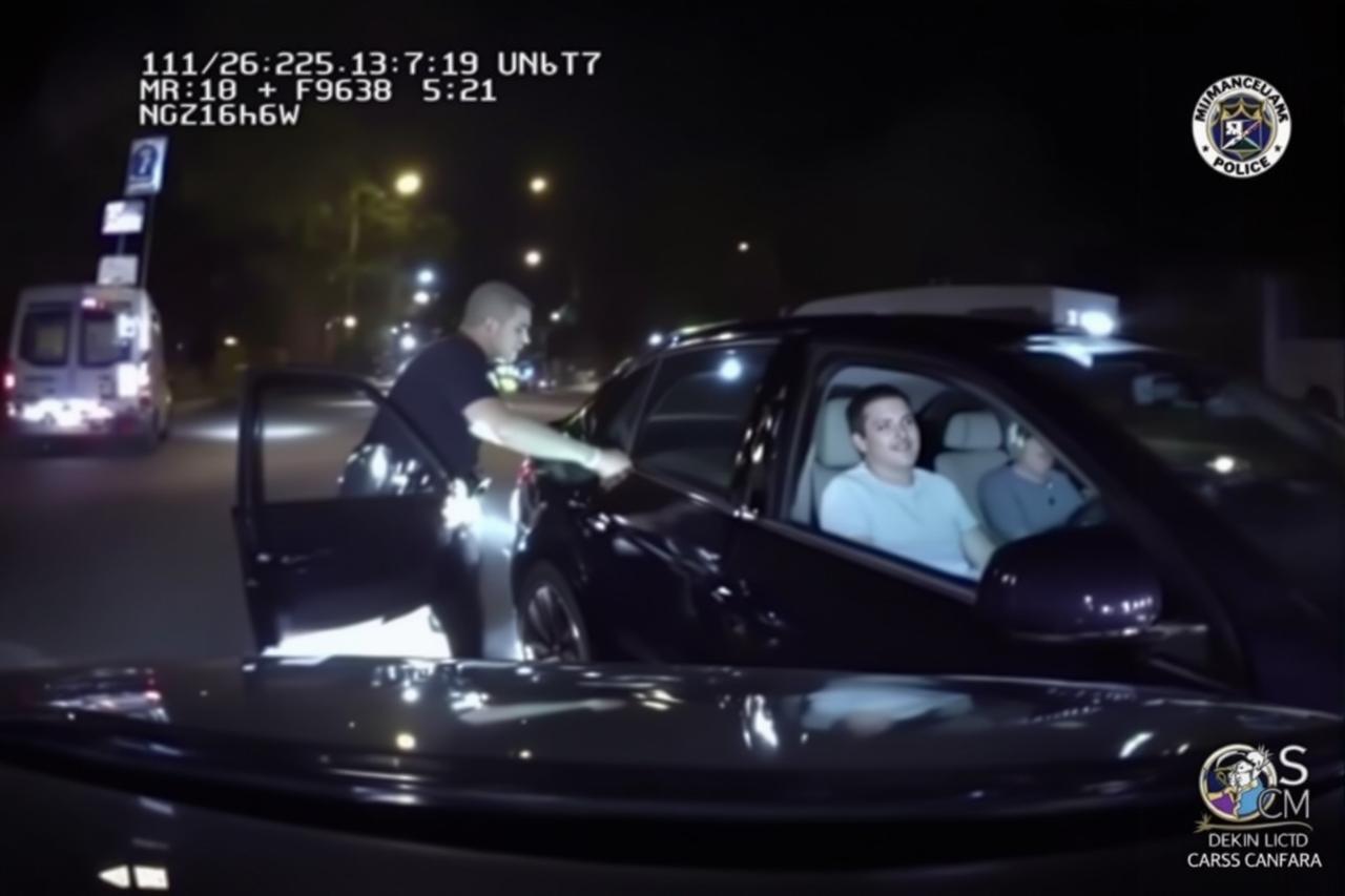 吃瓜网站大全反转：某男星被指酒驾实为代驾开车，交警记录仪澄清